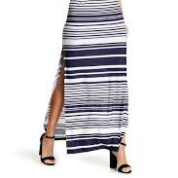 🆕🌸Love...Ady Maxi Dress w/ High Side Slits. Sz L - Picture 5 of 5